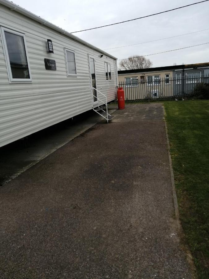 Вилла 709 Seawick Jaywick Sands Экстерьер фото